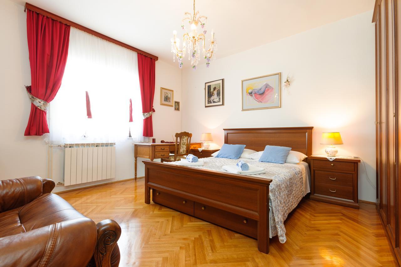Villa Rosa Kaštela Extérieur photo
